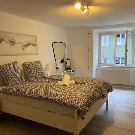 Private Studio Apartment In 브렘가르텐 외부 사진